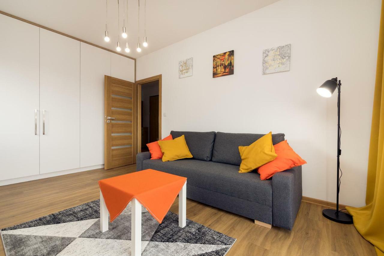 Wola Business Apartments Varsovia Exterior foto