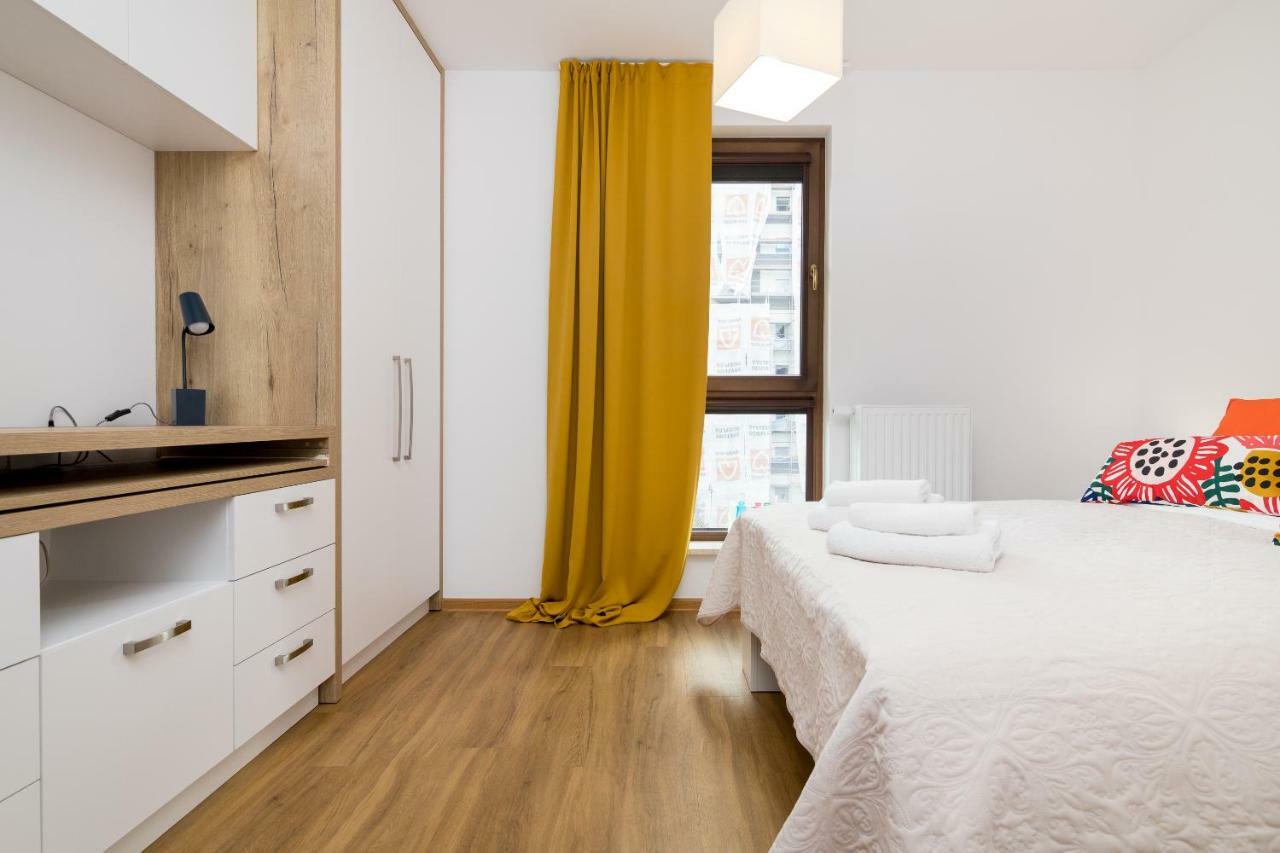 Wola Business Apartments Varsovia Exterior foto