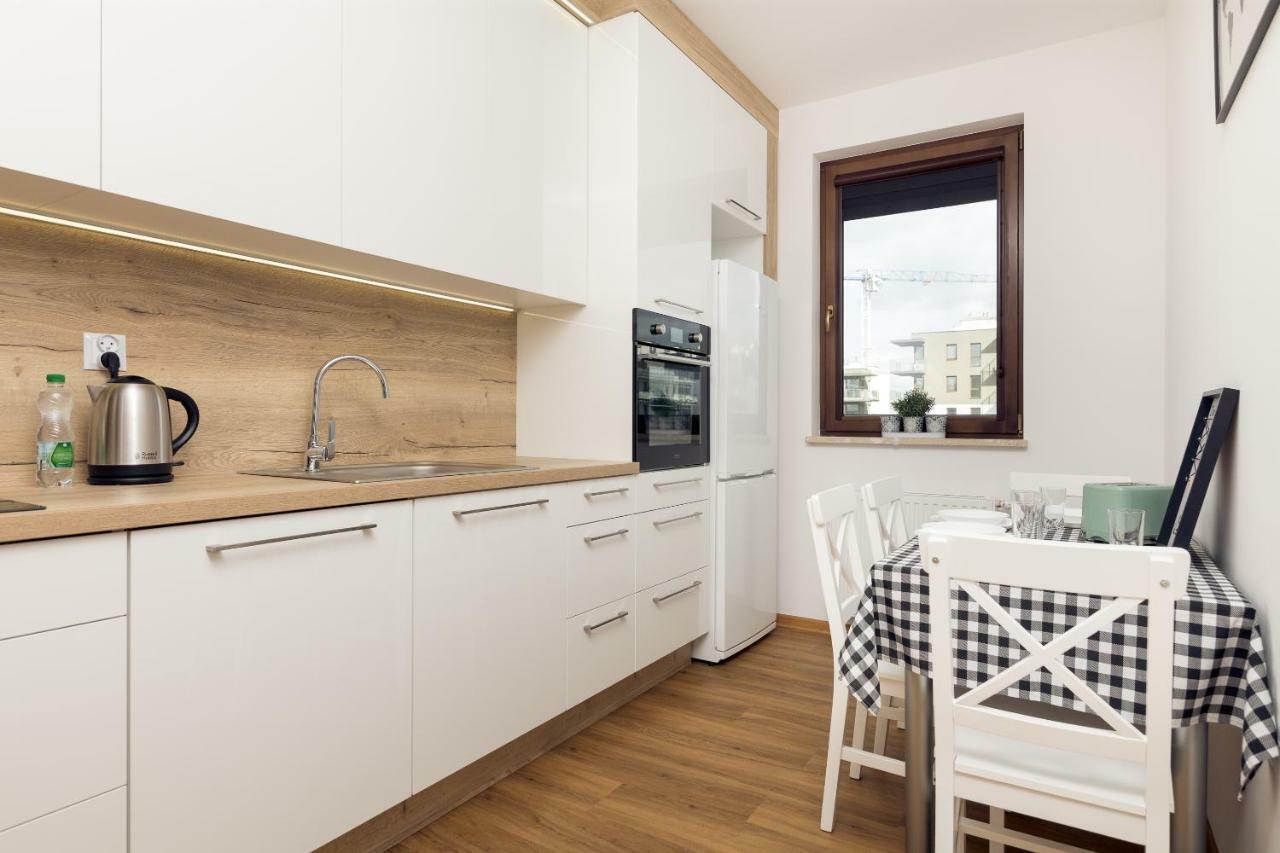 Wola Business Apartments Varsovia Exterior foto